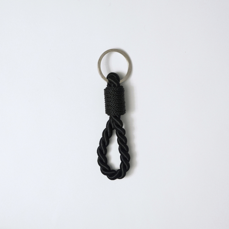 NYCKELRING SIDENSKP (EBENHOLTS) i gruppen GVOR / ACCESSOARER hos Kungliga Slottsboden (40100062)