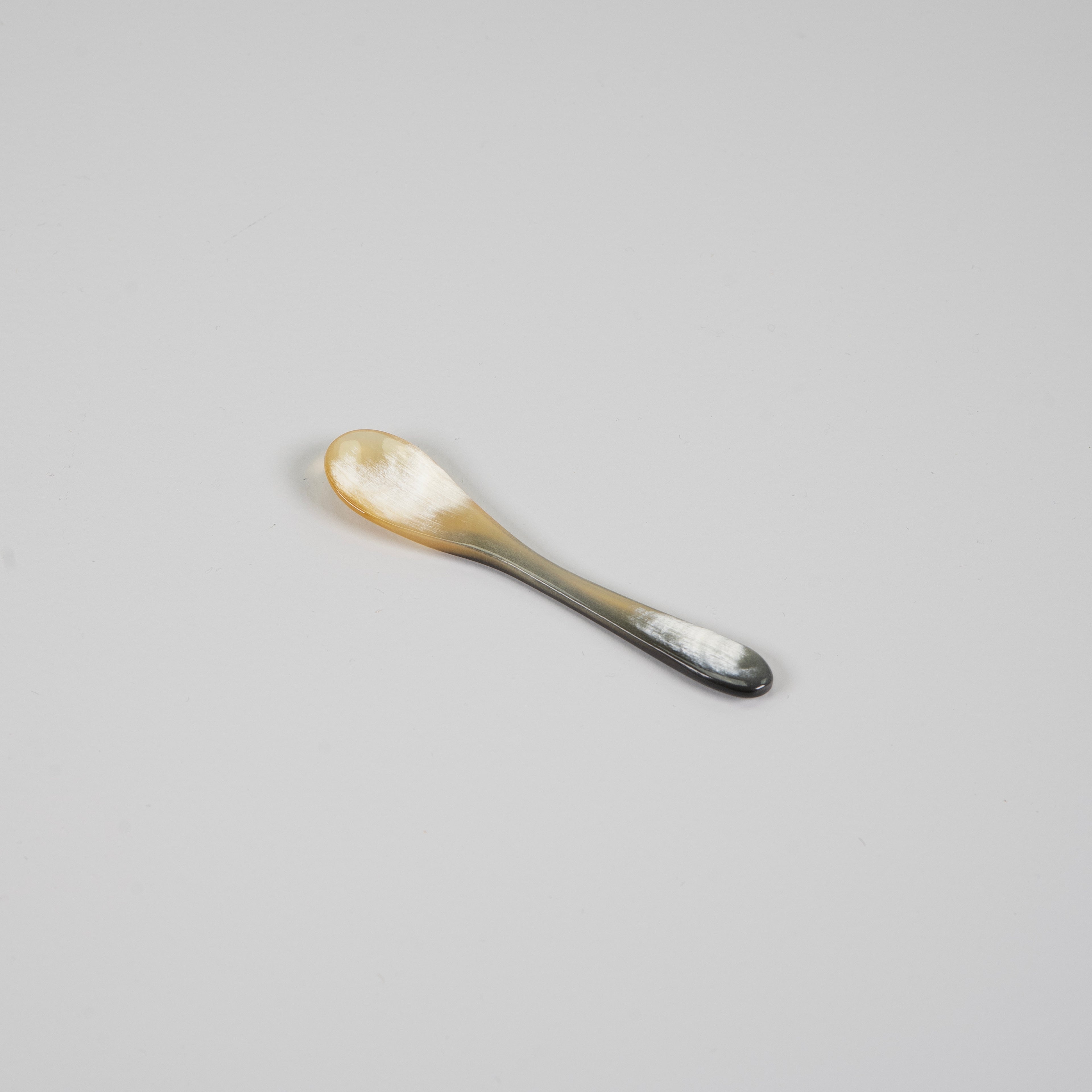 SALT- & PEPPARSKED I HORN