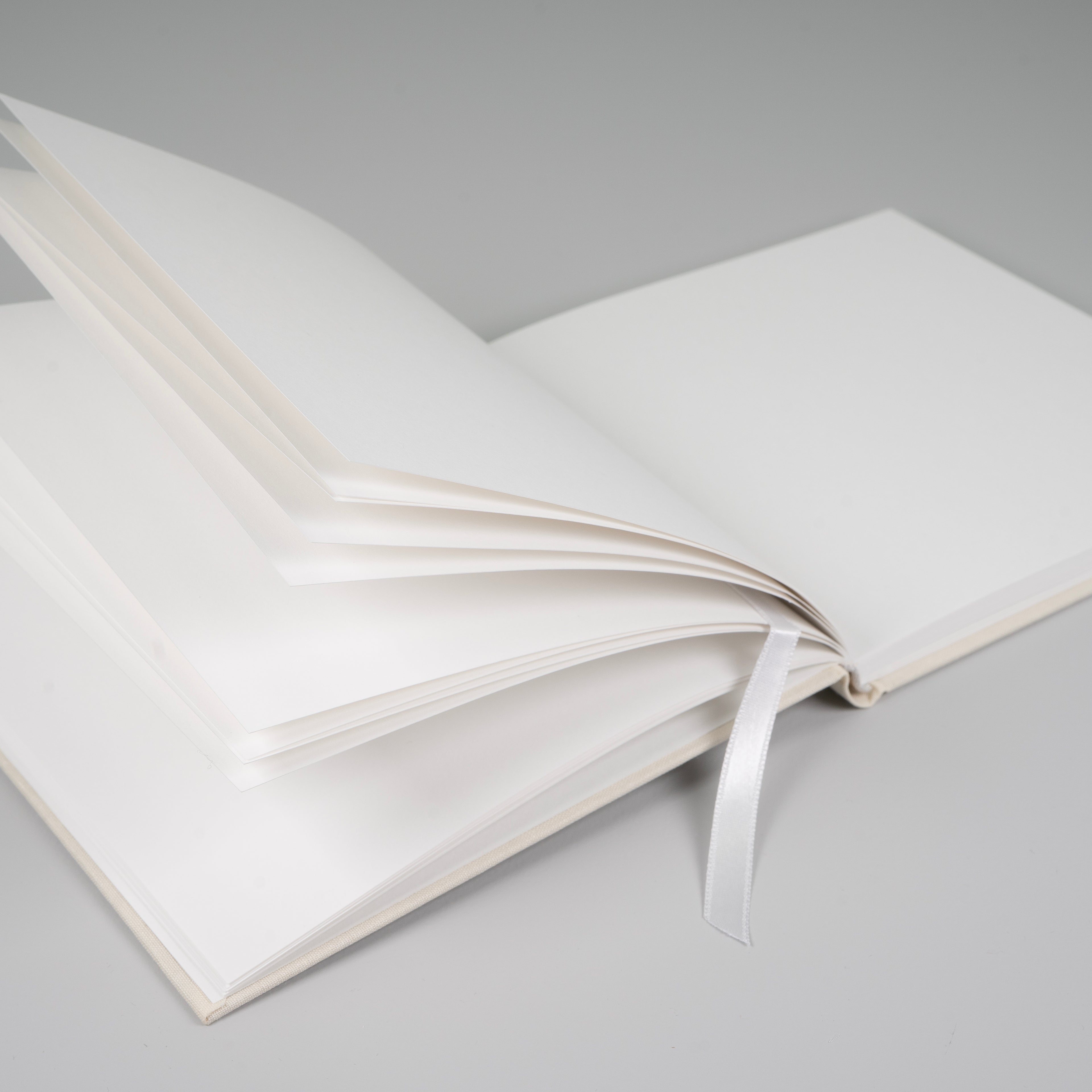 MINNESBOK GULDBRÖLLOP